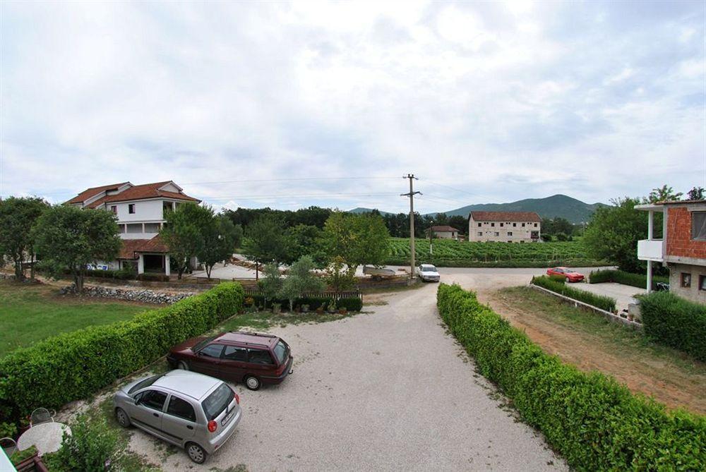 فندق بنسيون إيفانكا باراك Međugorje المظهر الخارجي الصورة